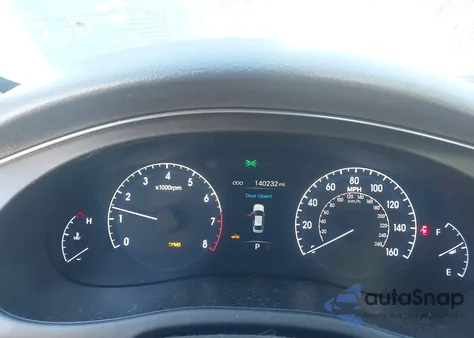 2012 Hyundai Genesis 3.8 from USA, damaged, VIN KMHGC4DD5CU185147